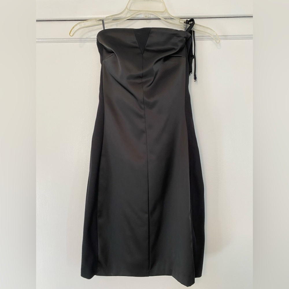 Chic Black Strapless Dress